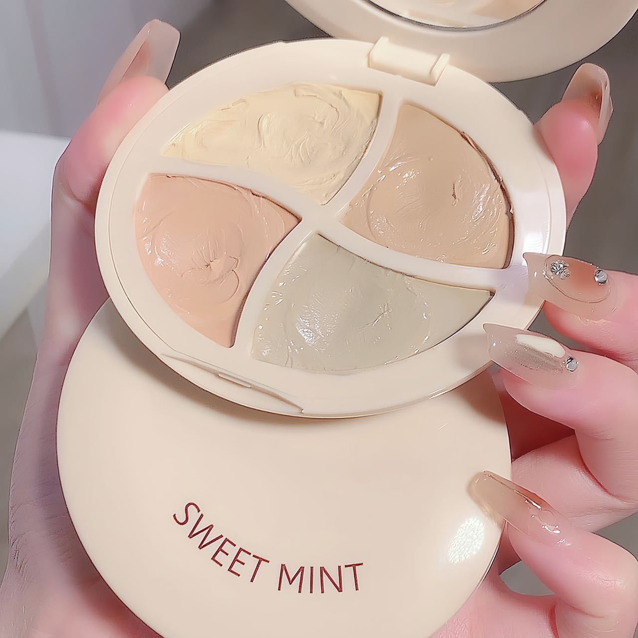 Sweet Mint Concealer
