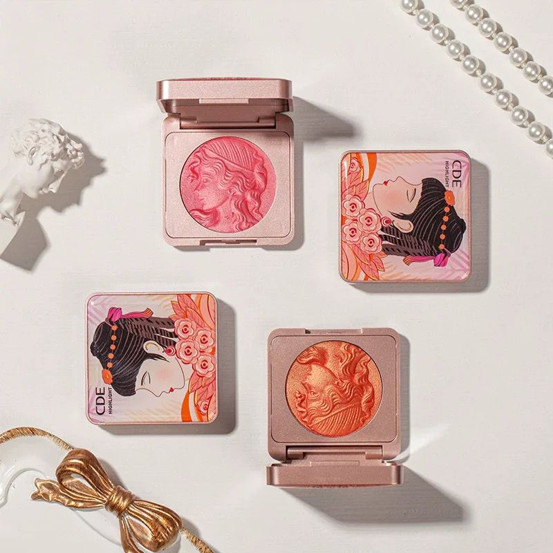CDE Highlighter blush